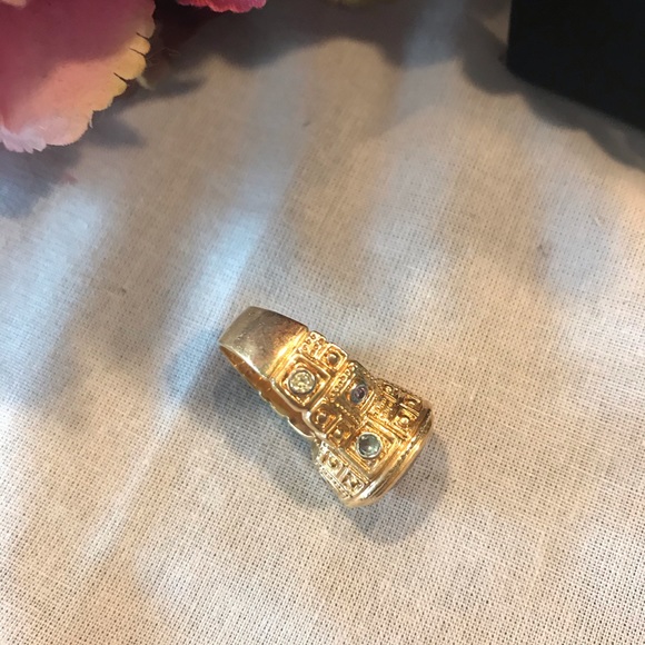 Ring - Picture 2 of 2